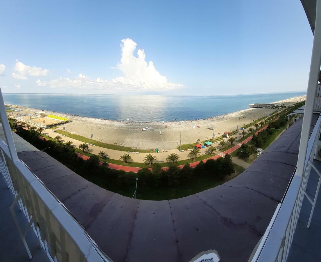 Beautiful House By The Sea Apartment Batumi Exterior photo